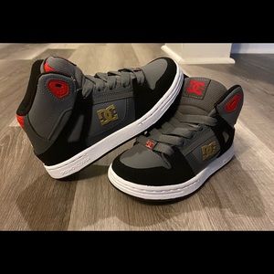 Boys DC Sneakers - Size 2.5